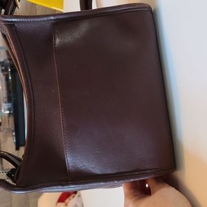 Coach vintage euc leather crossbody